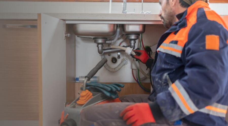 Commercial Slab Leak Plumbing in New Canton, IL